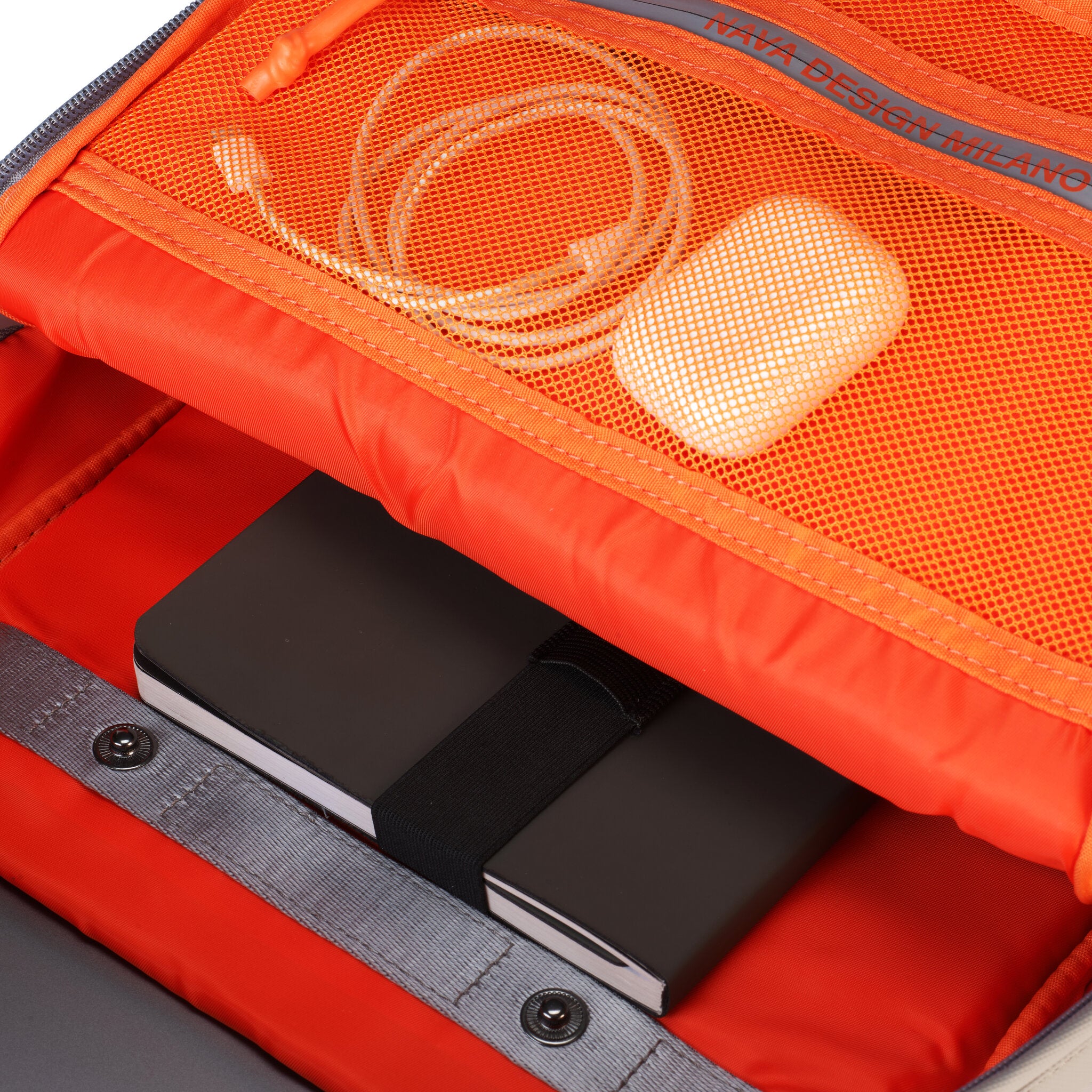 BEAT ZAINO SMALL 1 COMPARTO CON TASCA FRONTALE VERTICALE GRIGIO