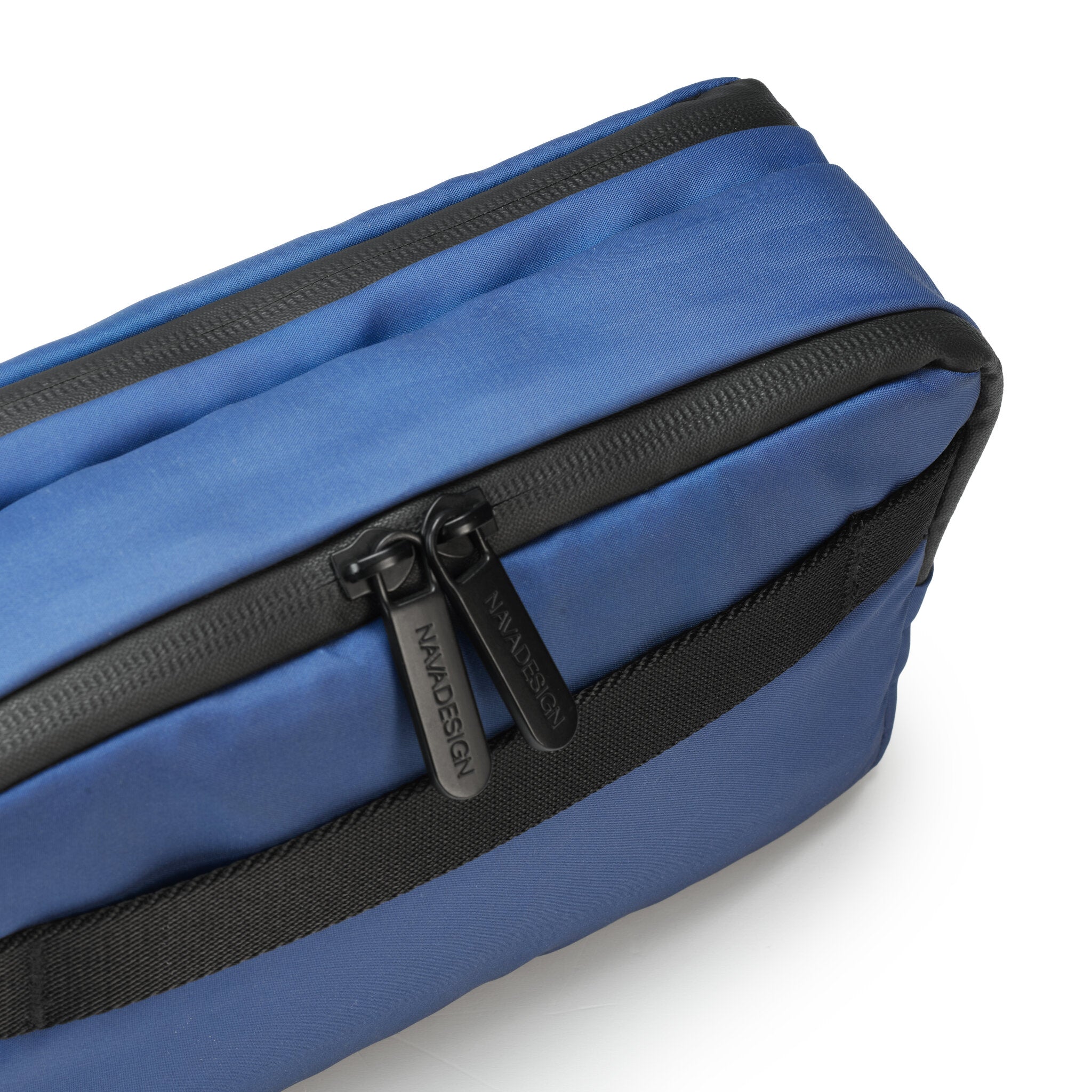 EXPLORER POUCH DA VIAGGIO CON 2 TASCHE E MANIGLIA DI TRASPORTO BLU ATLANTIC