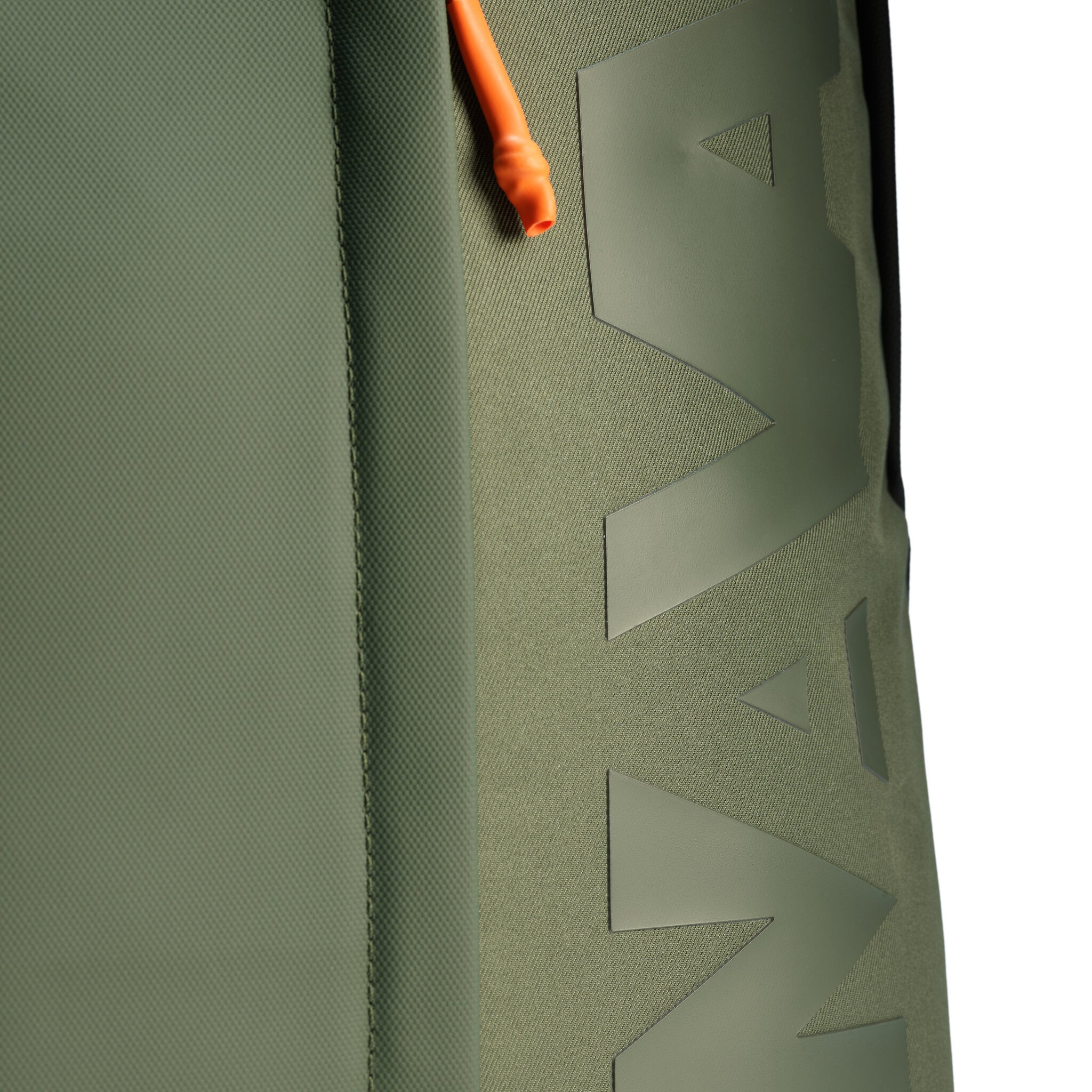 BEAT ZAINO SMALL 1 COMPARTO CON TASCA FRONTALE VERTICALE NERO/MUD