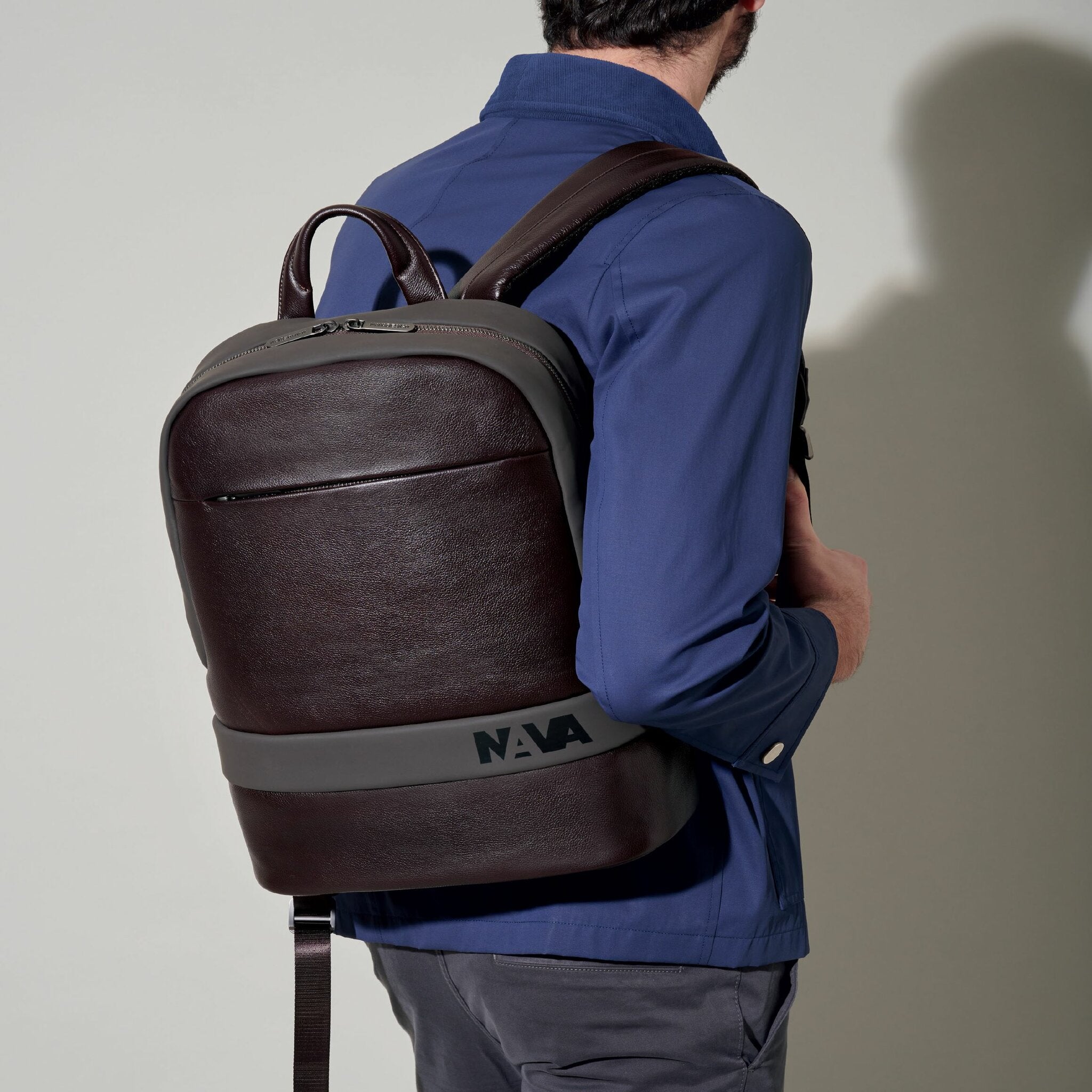 EASY ADVANCE LEATHER ZAINO ORGANIZZATO PORTA COMPUTER 1 COMPARTO COFFEE