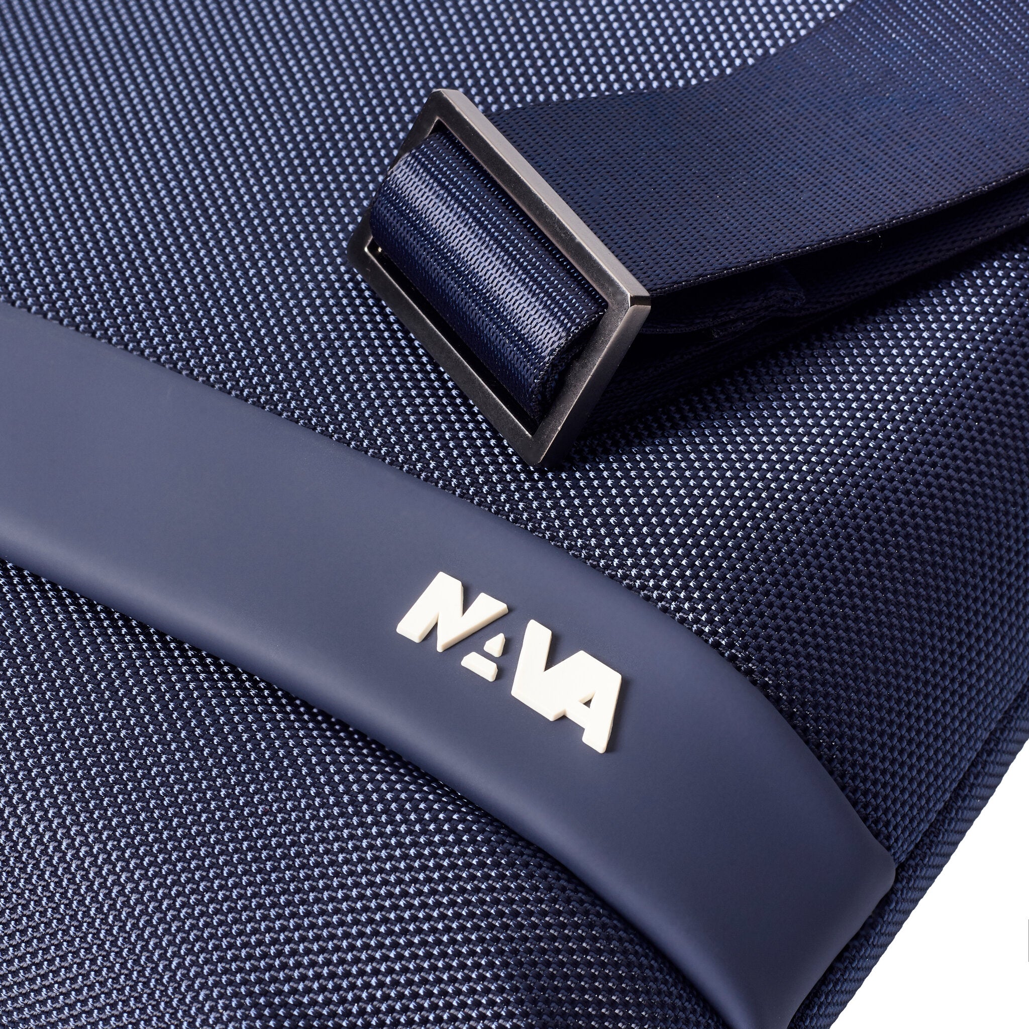 EASY PLUS TRACOLLA PORTA TABLET CON TASCA FRONTALE BLU NOTTE