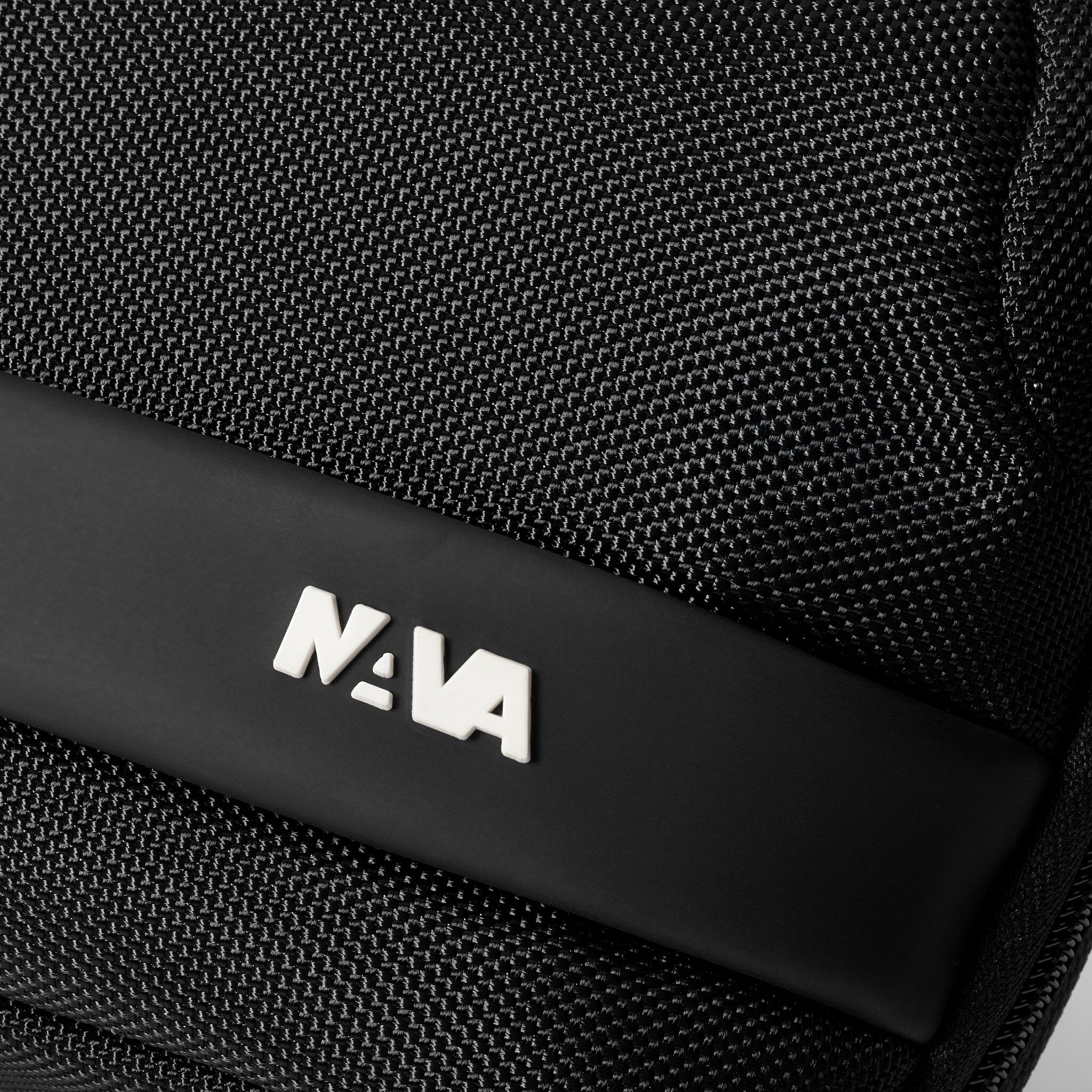 EASY PLUS ASTUCCIO PORTA CAVI NERO