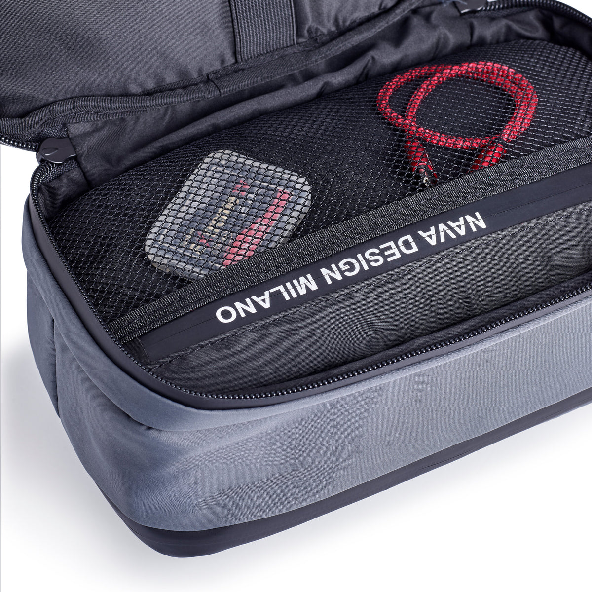 EXPLORER TRAVEL POUCH WITH 2 POCKETS AND CARRY HANDLE GREY MID