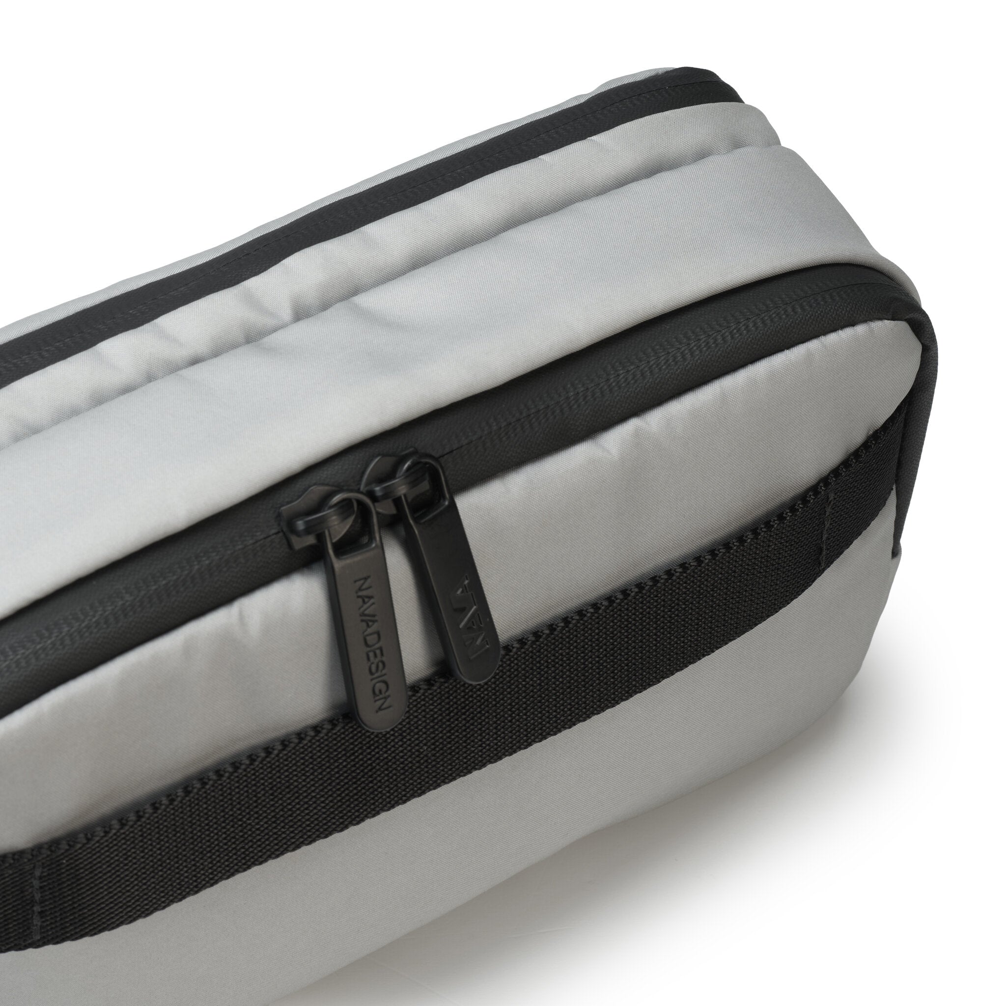 EXPLORER POUCH DA VIAGGIO CON 2 TASCHE E MANIGLIA DI TRASPORTO GRIGIO CHIARO