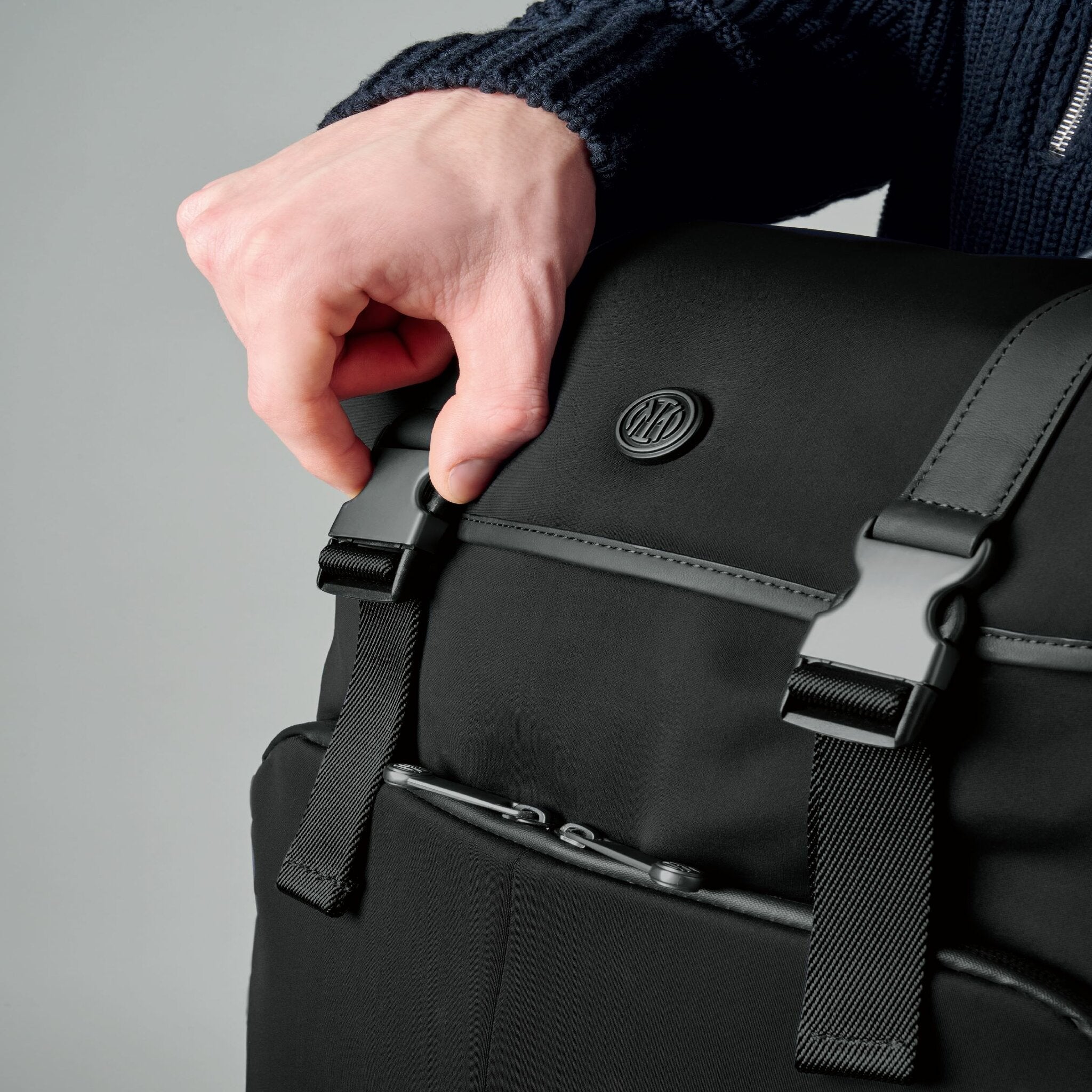 NAVA X INTER RUCKSACK - ZAINO PORTA COMPUTER E PORTA IPAD NERO