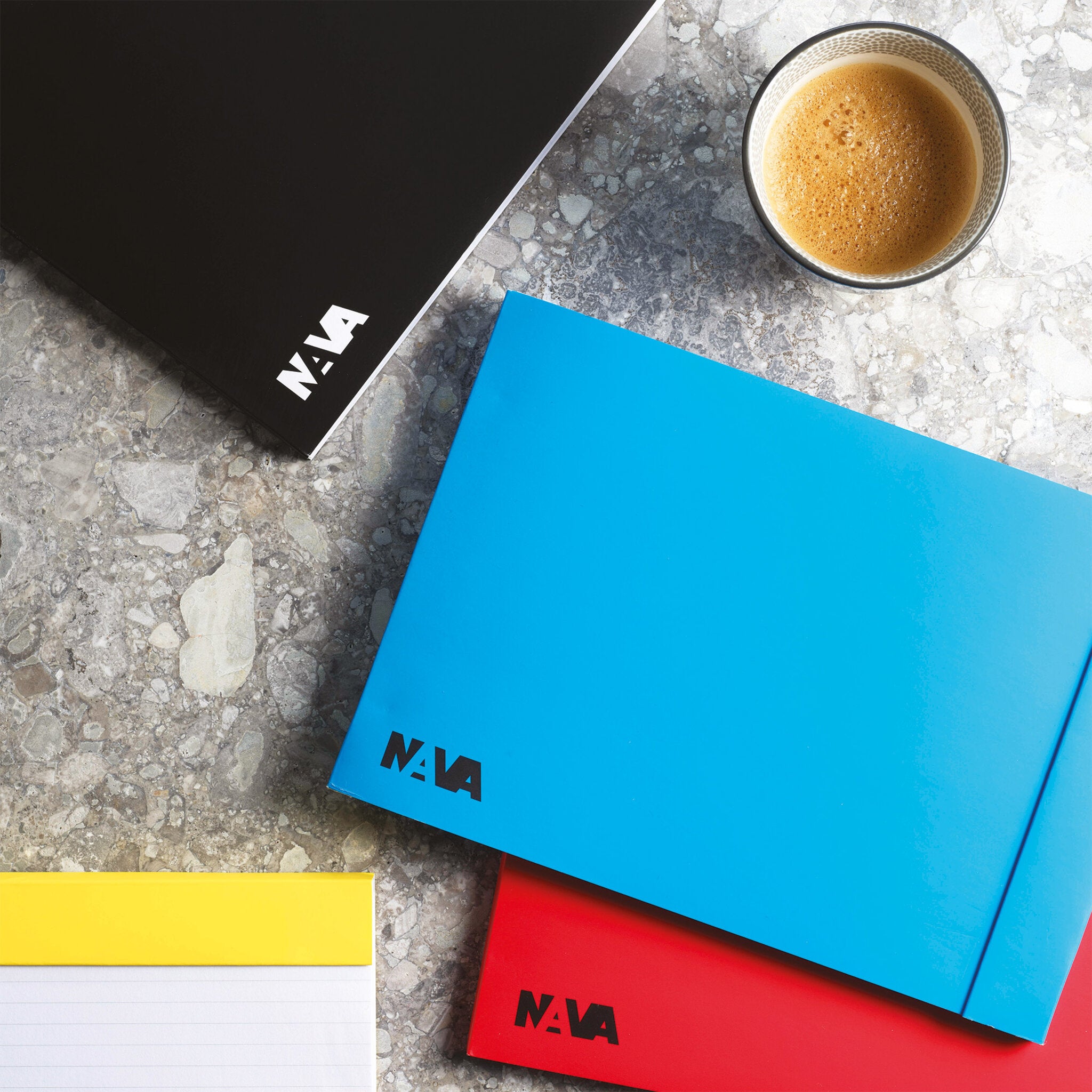 MINERVA NOTES DI DESIGN FORMATO A5  VIOLA