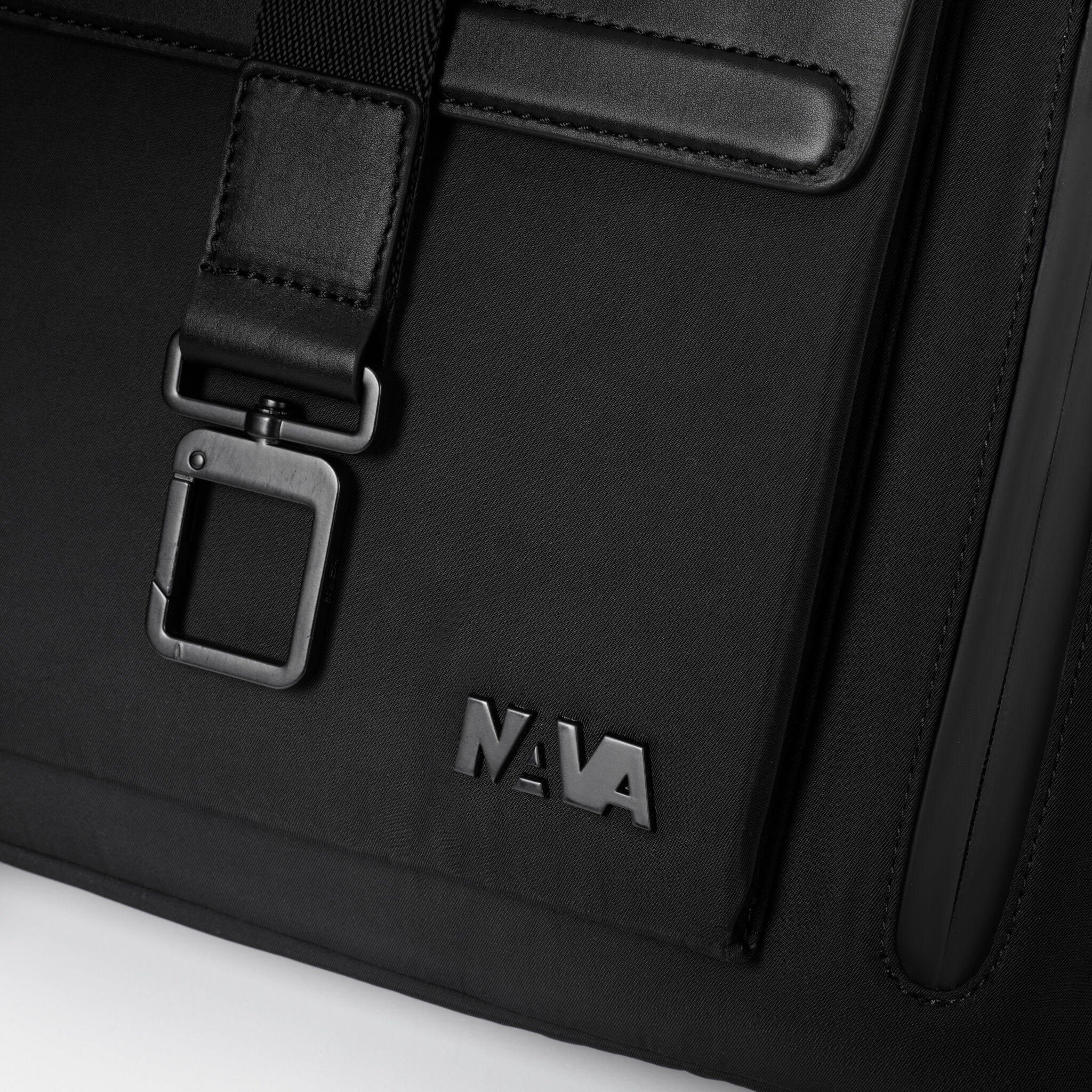 METRO CARTELLA ORGANIZZATA 2 MANICI CON PORTA PC E PORTA TABLET NERO/GREY