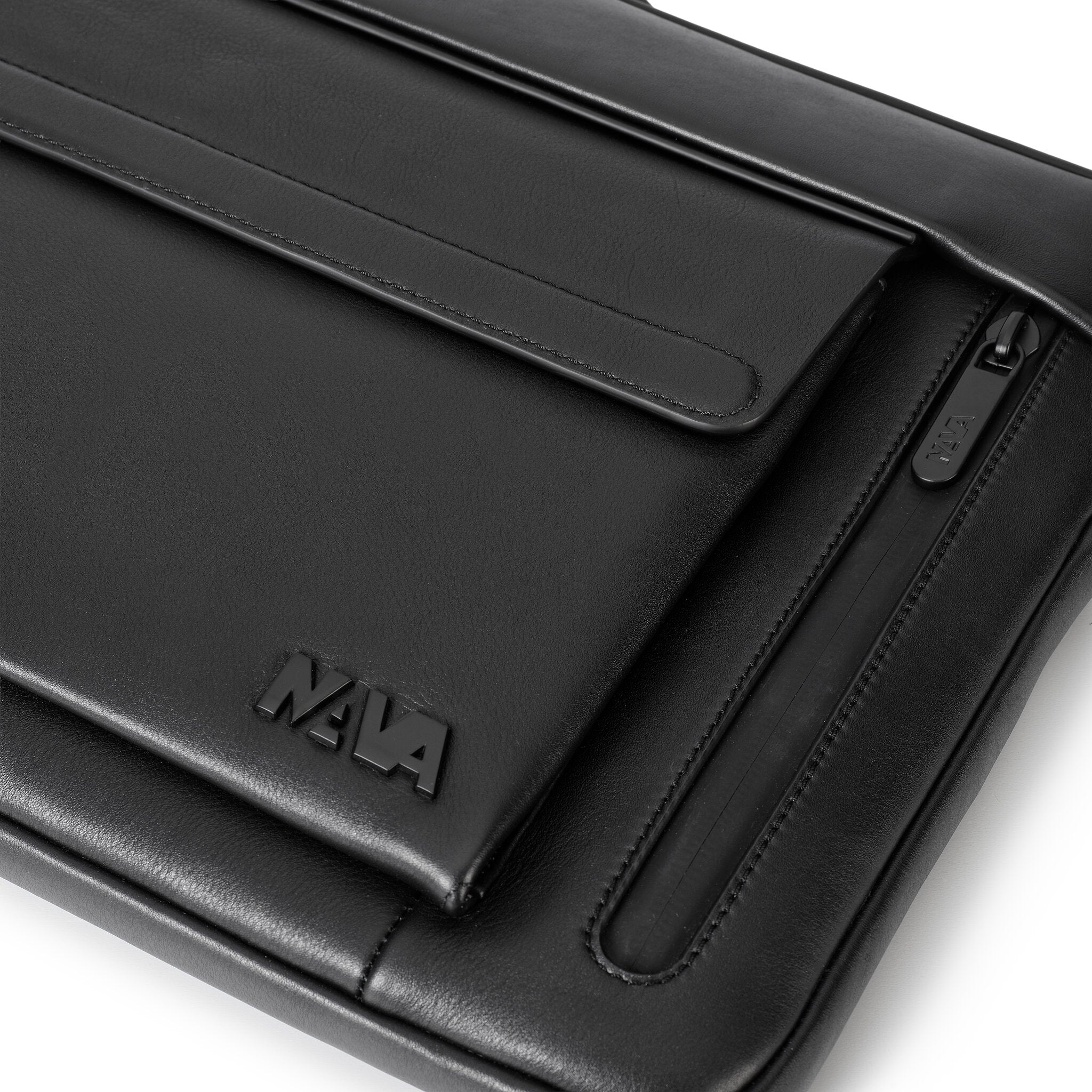 METRO LEATHER LAPTOP CASE IN BLACK